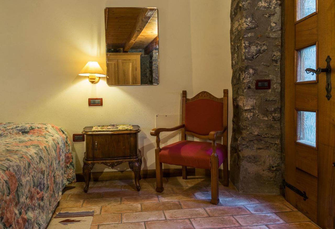 Castello Di Zorzino Iseo Lake Riva di Solto Exteriér fotografie